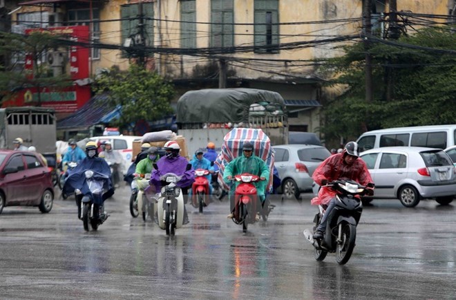 Bắc Bộ có mưa dông, Tây Nguyên và Nam Bộ nắng nóng cục bộ