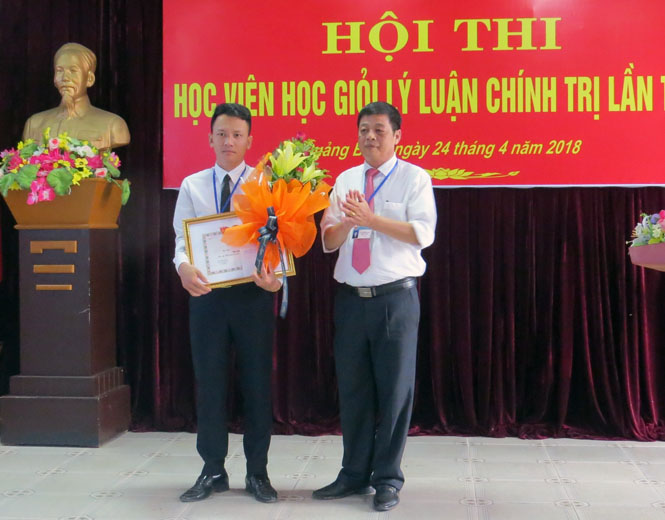 Hội thi học viên giỏi lý luận chính trị lần thứ I