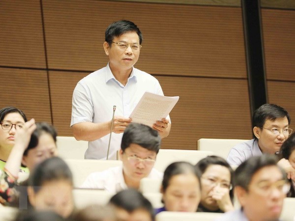 Đại biểu Quốc hội ý kiến trái chiều về đấu giá biển số đẹp