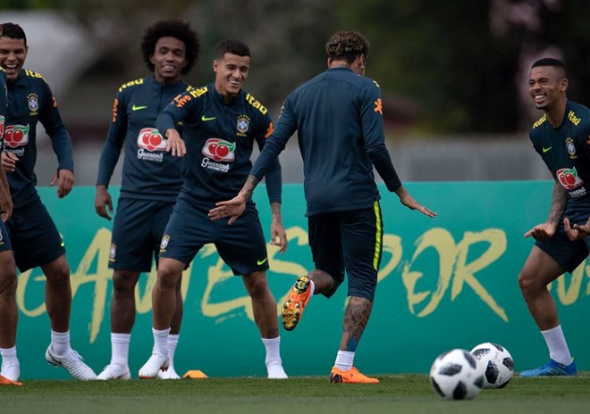Đội tuyển Brazil - "người khổng lồ" tỉnh dậy sau cú tát lịch sử