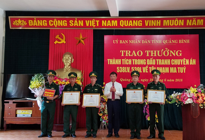 Thưởng nóng thành tích đấu tranh các chuyên án 538Lv, 539Lv về tội phạm ma tuý