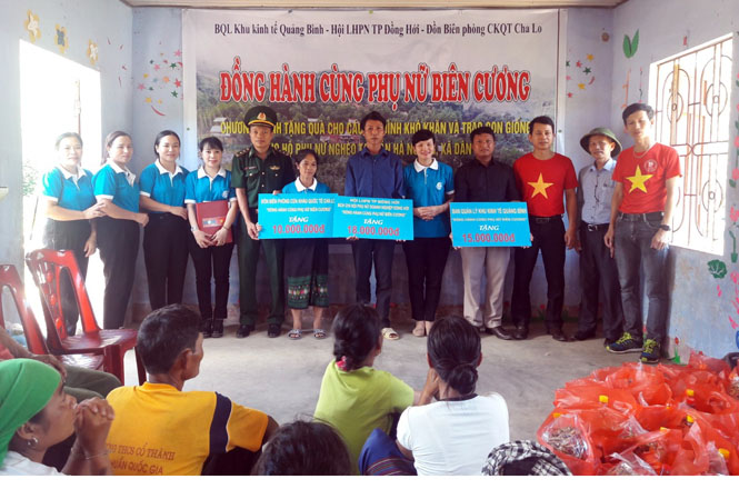 "Đồng hành cùng phụ nữ biên cương"