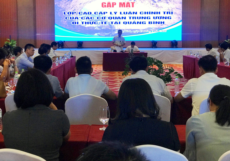 Gặp mặt lớp Cao cấp lý luận Chính trị đi thực tế tại Quảng Bình