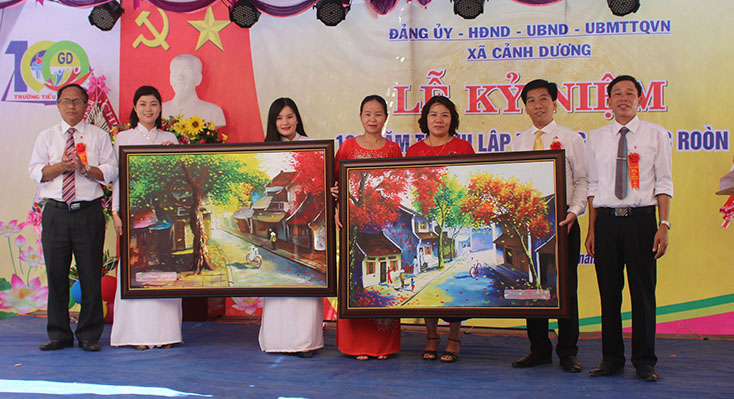 Kỷ niệm 100 năm Trường tiểu học Roòn và giáo dục Cảnh Dương