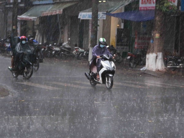 Khu vực Bắc Bộ và Bắc Trung Bộ có mưa to, nhiệt độ giảm nhẹ