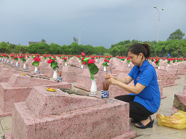 Đoàn Khối các cơ quan tỉnh tổ chức 'Ngày Chủ nhật xanh'