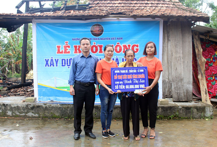 Khởi công xây dựng nhà nhân ái cho bà Đinh Thị Sức