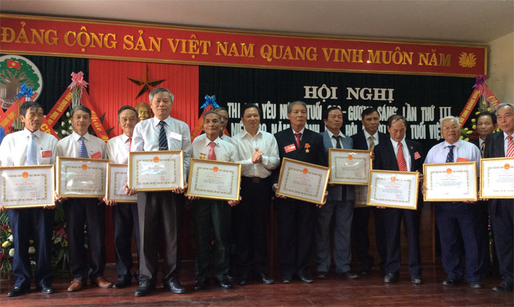 Phát huy vai trò của người cao tuổi trong các phong trào thi đua yêu nước
