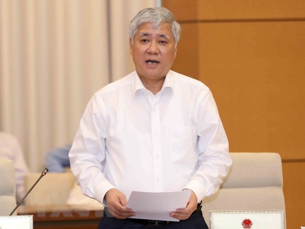 Bộ trưởng, Chủ nhiệm Ủy ban Dân tộc đăng đàn trả lời chất vấn