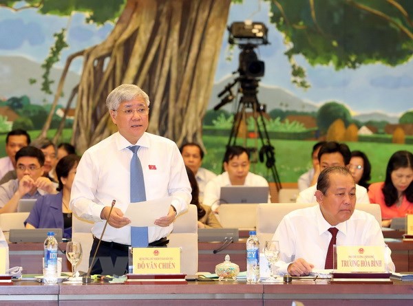 Tìm giải pháp nâng cao đời sống vùng đồng bào dân tộc thiểu số