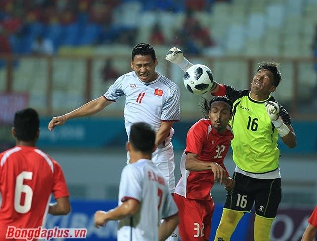 "Song Đức" lập công đưa Olympic Việt Nam vào vòng 1/8 ASIAD 2018