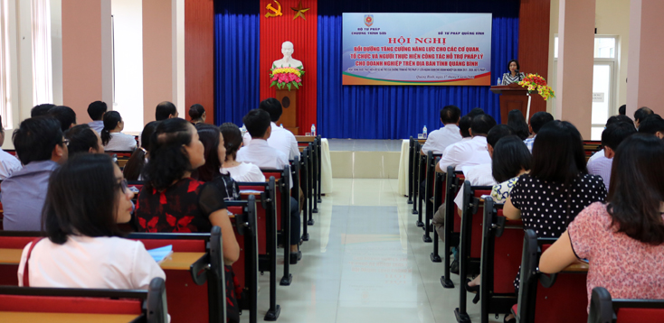 Bồi dưỡng năng lực cho tổ chức, cá nhân thực hiện công tác hỗ trợ pháp lý cho doanh nghiệp