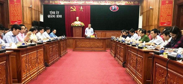 Tăng cường quản lý, giám sát cán bộ, đảng viên để kịp thời phát hiện, ngăn chặn sai phạm