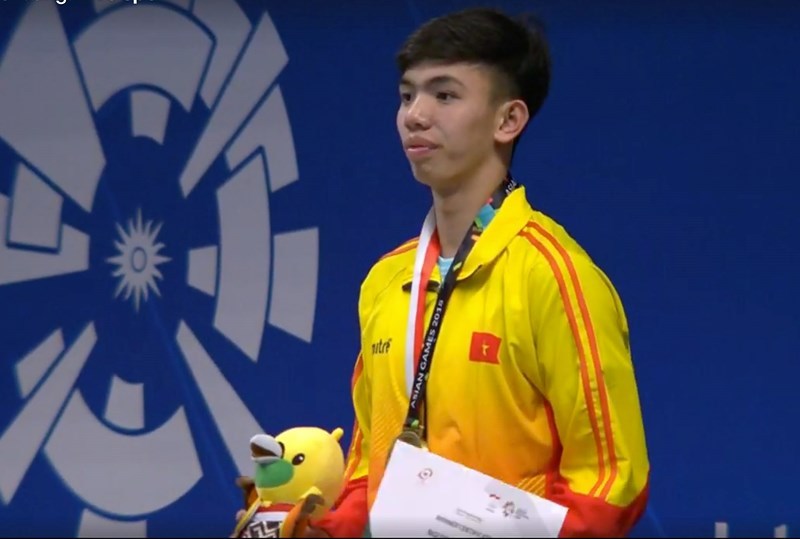 Chủ tịch UBND tỉnh chúc mừng các VĐV Quảng Bình đang thi đấu tại ASIAD 18