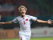 Video cận cảnh bàn thắng 'vàng' của Văn Toàn vào lưới Olympic Syria