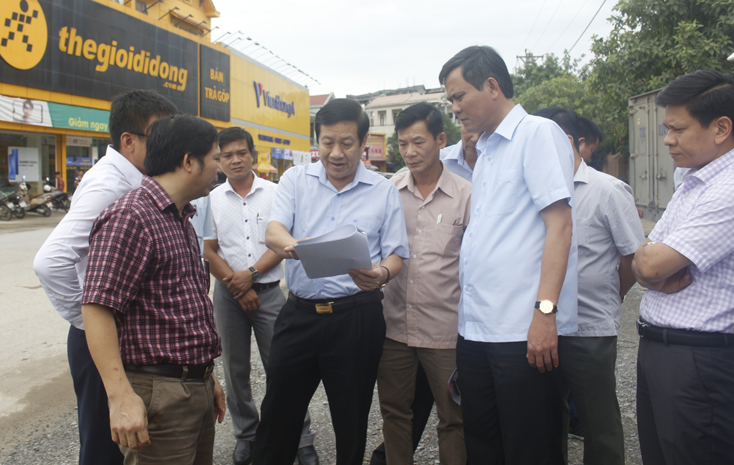 Giải quyết dứt điểm vướng mắc trong quá trình thi công dự án thoát nước và vệ sinh môi trường đô thị Ba Đồn