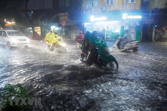 Dịp nghỉ Lễ 2-9, Bắc Bộ có mưa rào, Nam Bộ ngày nắng đêm có mưa