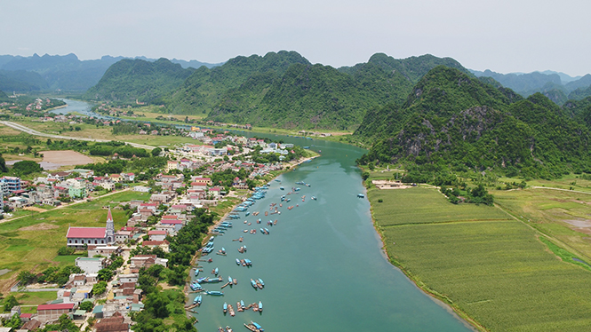 Về Quảng Bình đi anh