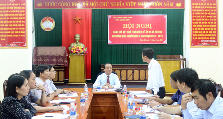 Hỗ trợ trên 1.000 con bò giống cho người nghèo