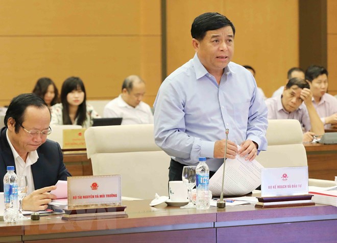 Họp Ủy ban Thường vụ Quốc hội: Băn khoăn về quy hoạch xây dựng tỉnh