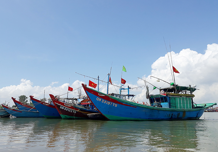 Về bến