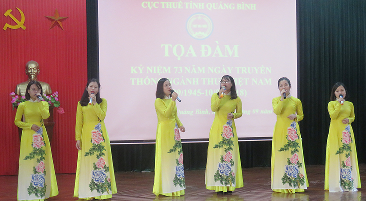 Tự hào phụ nữ ngành Thuế