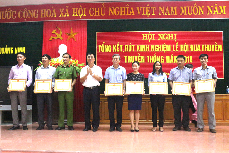Quảng Ninh tổng kết lễ hội đua thuyền truyền thống