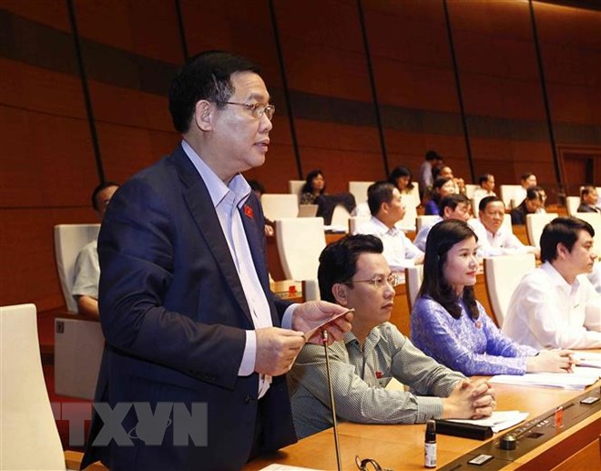 Họp Quốc hội: Chính phủ không nới lỏng kiểm soát lạm phát