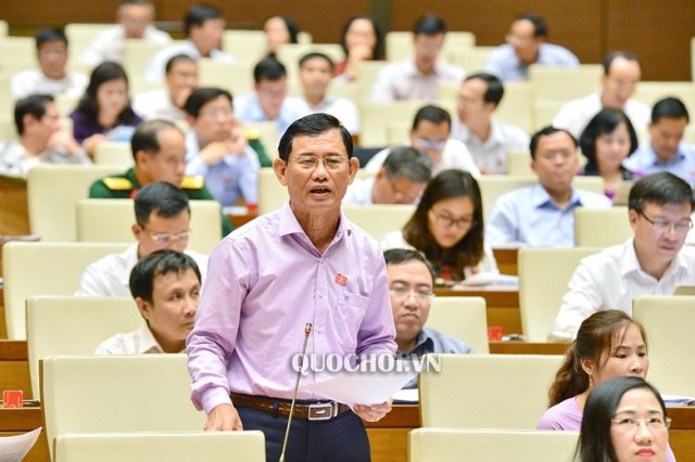 Tích cực tham gia các hoạt động của kỳ họp