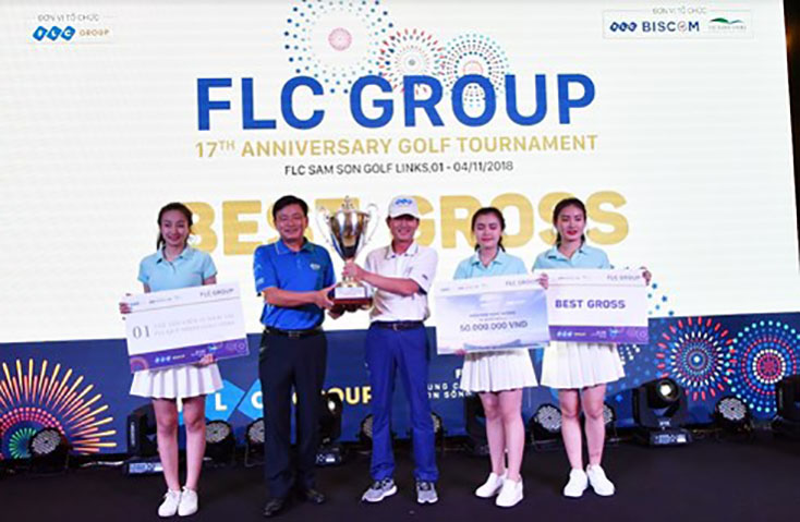 Làng Golf Việt Nam bị chấn động bởi HIO giật 4 Mercedes của giải FLC