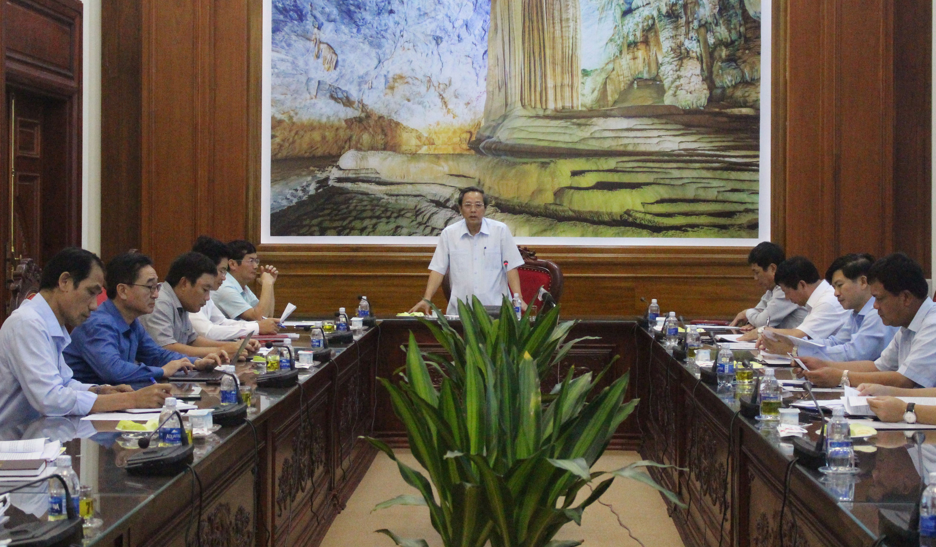 Triển khai đúng tiến độ dự án Tượng đài Chủ tịch Hồ Chí Minh với nhân dân Quảng Bình và dự án hạ tầng Quảng trường trung tâm