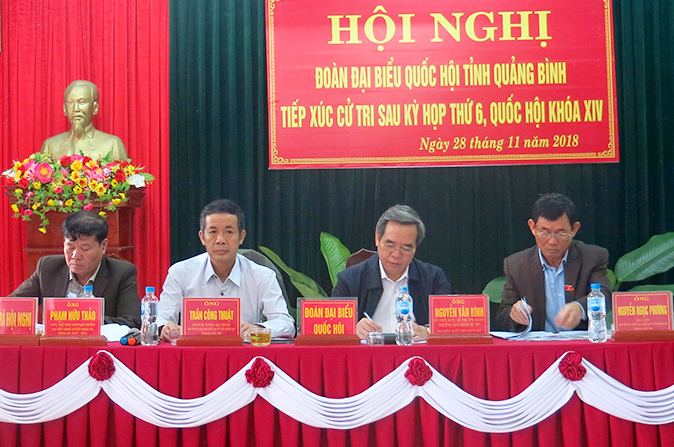 Đoàn đại biểu Quốc hội tỉnh tiếp xúc cử tri tại huyện Lệ Thủy và Quảng Ninh