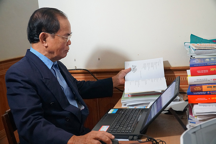 Nguyễn Viết Mạch, người đi tìm ký ức