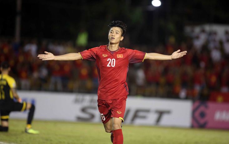 Tuyển VN thắng Philippines 4-2 ở trận đá tập tại Qatar