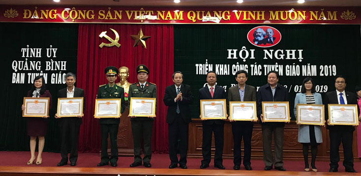 Chú trọng định hướng và thông tin tuyên truyền để đáp ứng yêu cầu, nhiệm vụ trong tình hình mới