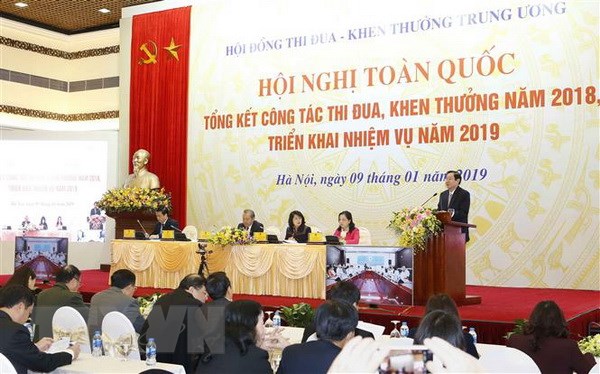 Phòng chống tiêu cực trong công tác thi đua, khen thưởng