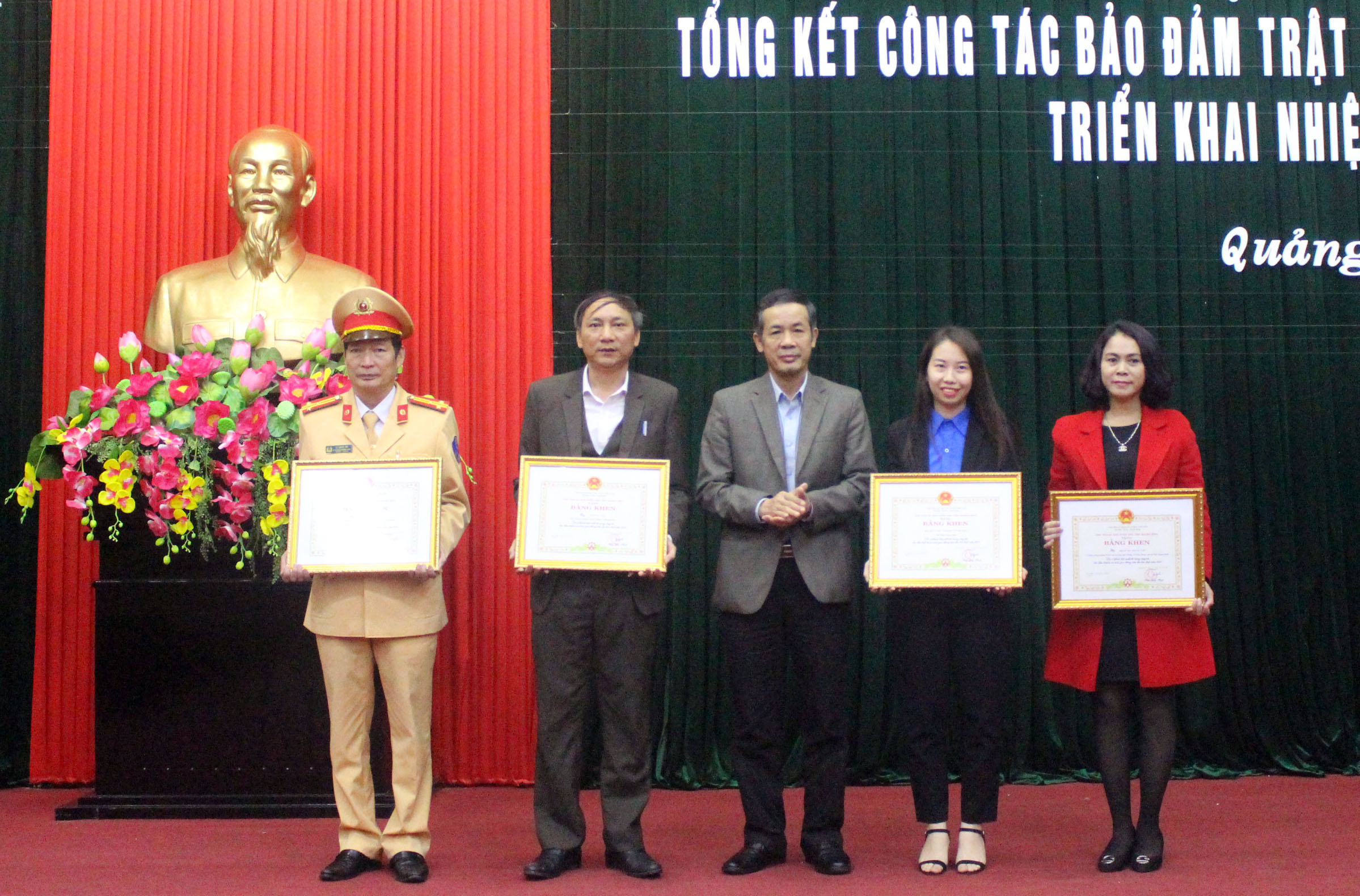 Phát huy trách nhiệm người đứng đầu trong bảo đảm an toàn giao thông