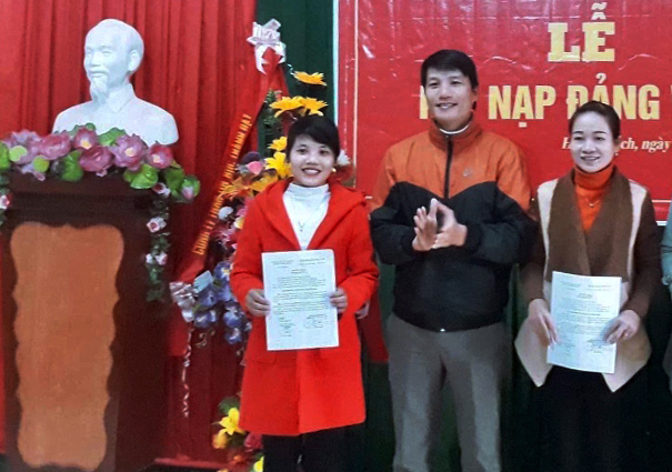 Đảng bộ huyện Bố Trạch:  Tăng cường phát triển đảng viên ở vùng khó