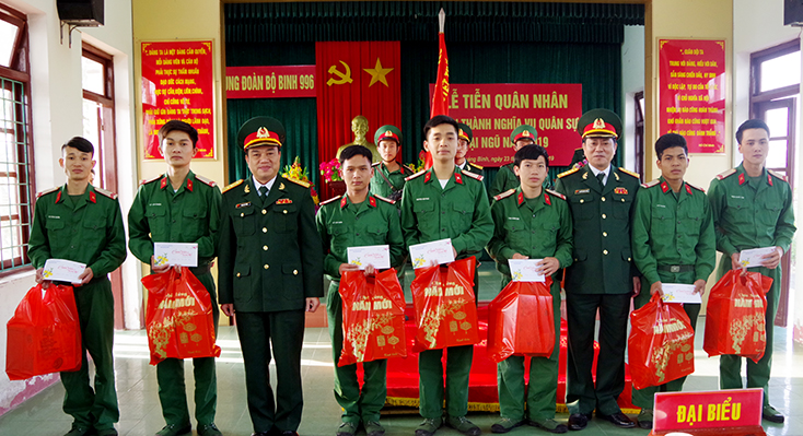 Các địa phương, đơn vị đón quân nhân hoàn thành nghĩa vụ quân sự năm 2019