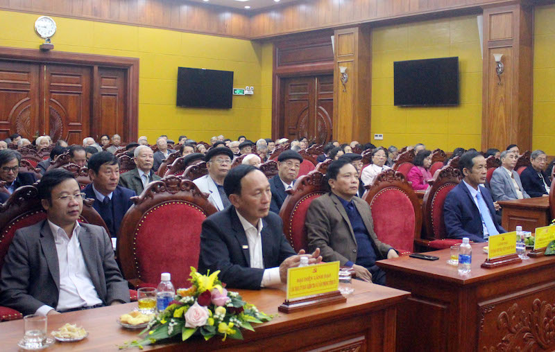 Ban Thường vụ Tỉnh ủy: Gặp mặt các cán bộ nguyên cán bộ chủ chốt của tỉnh