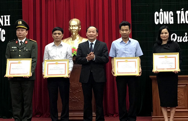 Để tinh giản biên chế bảo đảm công bằng, khách quan