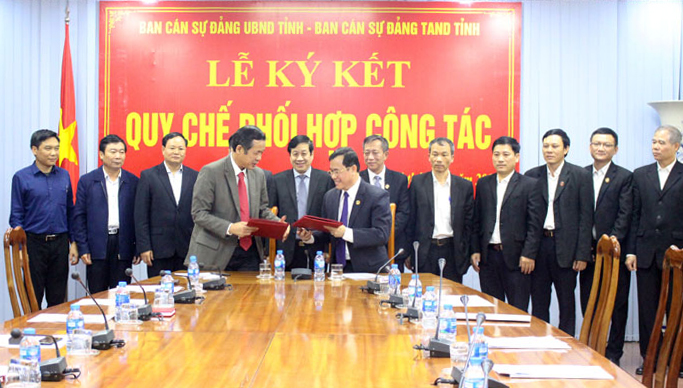 Ban cán sự Đảng UBND tỉnh-Ban cán sự Đảng TAND tỉnh: Ký kết quy chế phối hợp công tác