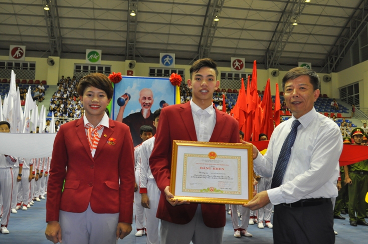Chinh phục những đường đua xanh