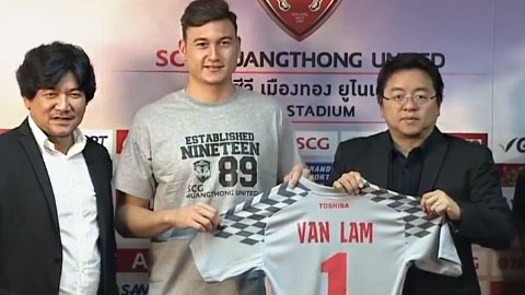 Văn Lâm ra mắt, mang áo số 1 tại Muangthong United