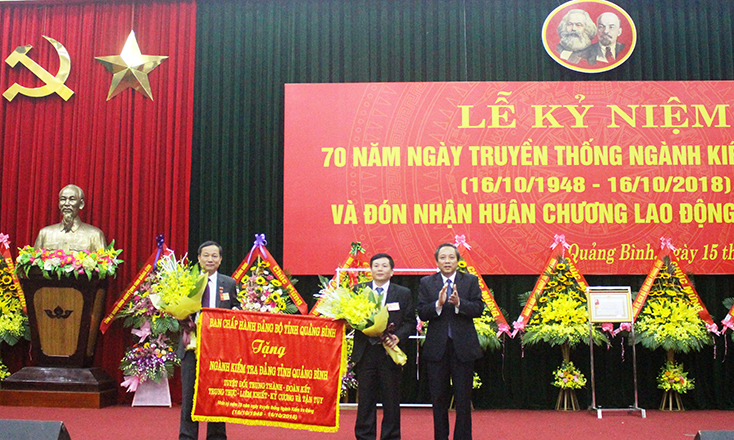 Đảng bộ tỉnh Quảng Bình:  Đẩy mạnh công tác kiểm tra, giám sát theo tinh thần Nghị quyết Trung ương 5 (khóa X)