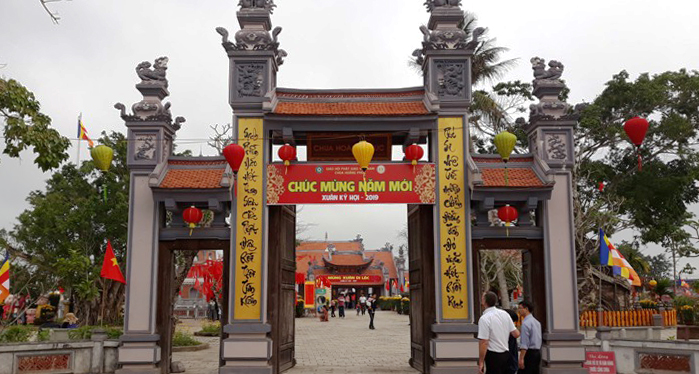 Đi lễ đầu năm, nét đẹp văn hóa cần được gìn giữ