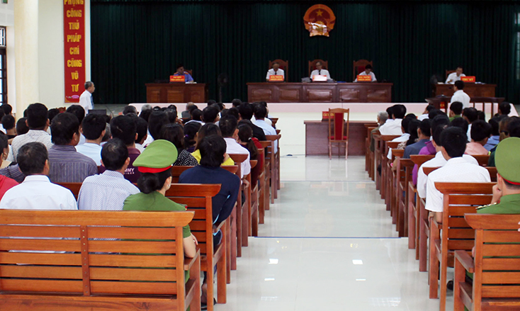 Từ những sai phạm lớn đến hành vi tham nhũng vặt