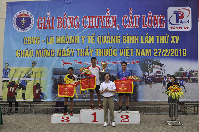 Bế mạc giải bóng chuyền, cầu lông ngành Y tế lần thứ XV năm 2019