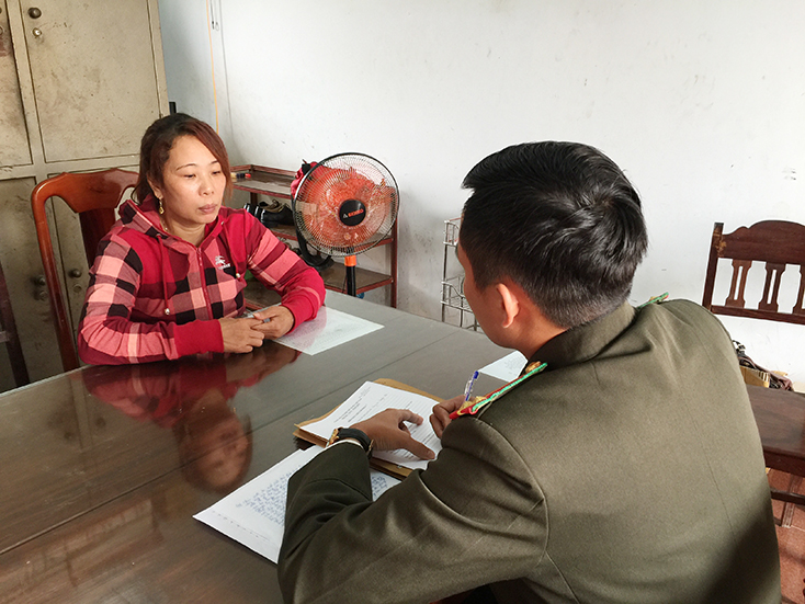 Bắt đối tượng "Tổ chức, môi giới người khác trốn sang nước ngoài trái phép"