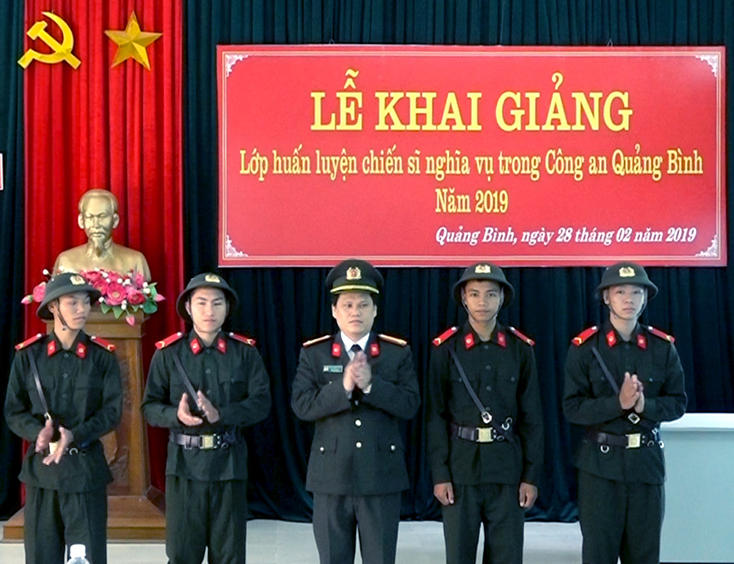 Công an tỉnh huấn luyện chiến sỹ mới
